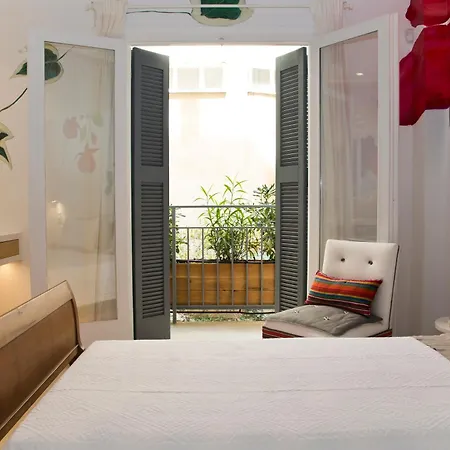 Boutique Near Acropolis Apartment